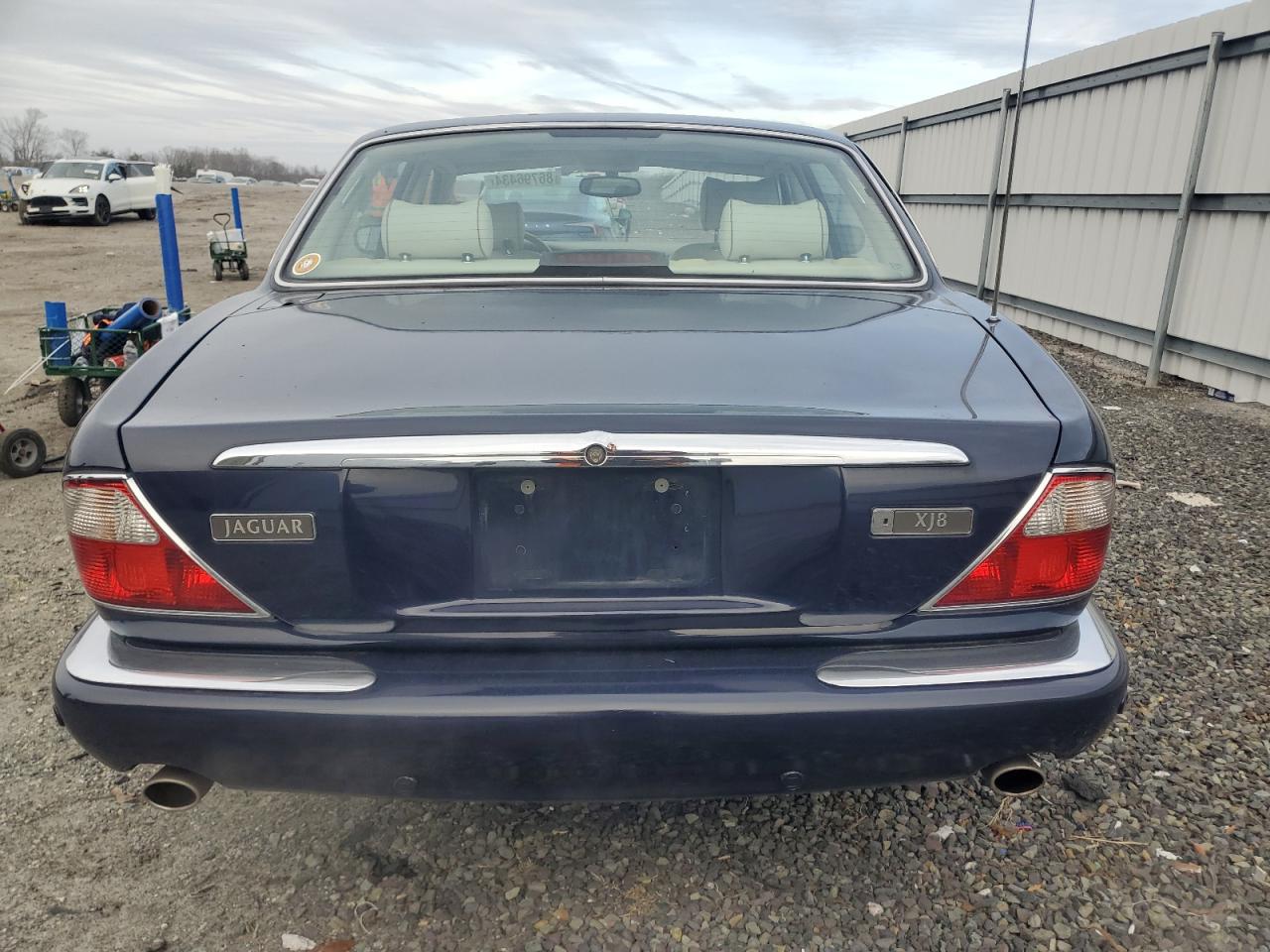 SAJDA14C41LF38763 2001 Jaguar Xj8