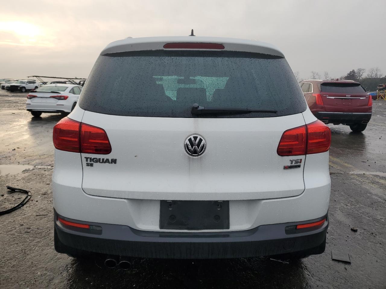 2016 Volkswagen Tiguan S VIN: WVGBV7AX0GW585003 Lot: 84039214