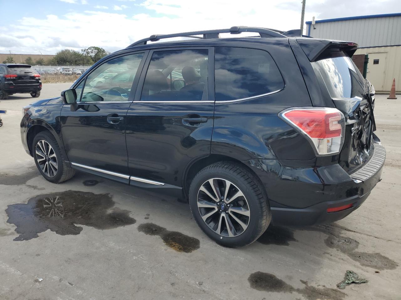 JF2SJGTC7HH418588 2017 Subaru Forester 2.0Xt Touring