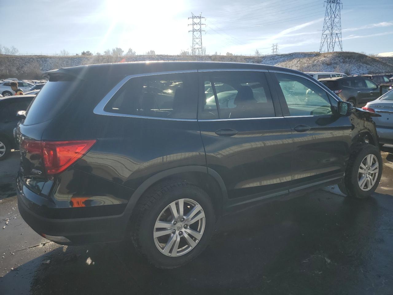 2018 Honda Pilot Lx VIN: 5FNYF6H12JB067249 Lot: 85030374