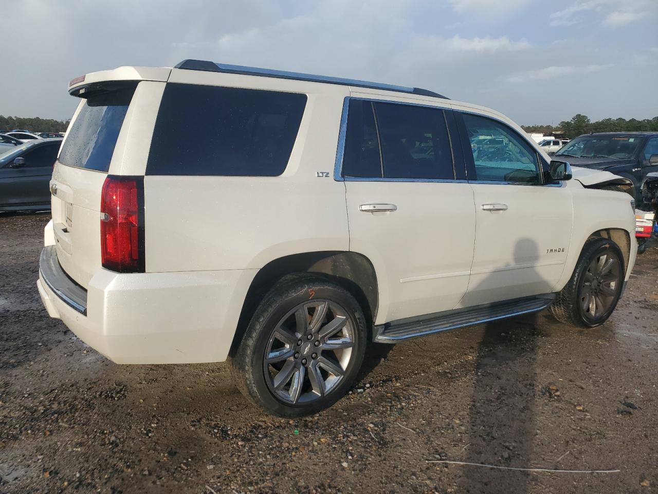 2015 Chevrolet Tahoe C1500 Ltz VIN: 1GNSCCKC5FR611341 Lot: 85343804