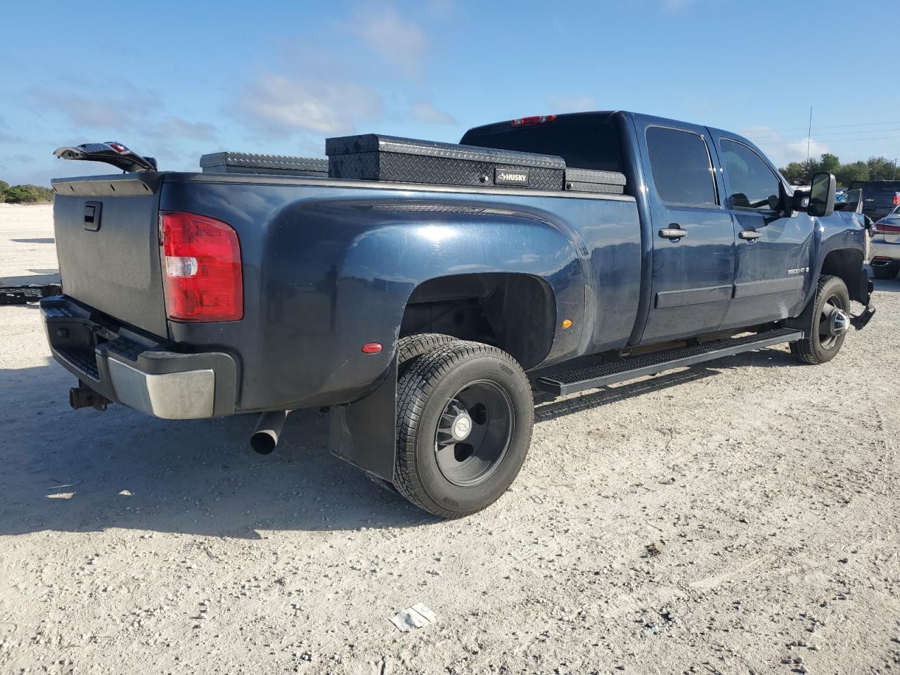 2008 Chevrolet Silverado C3500 VIN: 1GCJC33658F150353 Lot: 85479604