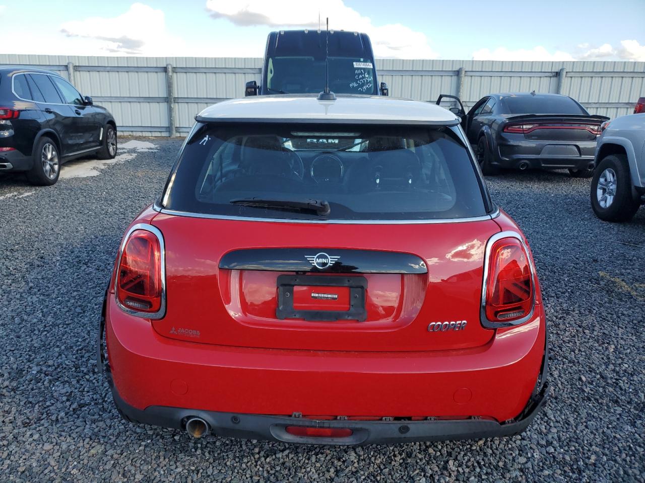 2020 Mini Cooper VIN: WMWXR3C05L2M81113 Lot: 85630654