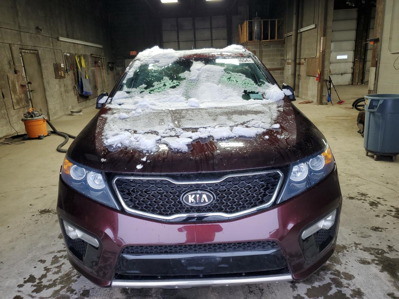 2012 Kia Sorento Sx VIN: 5XYKWDA24CG256395 Lot: 83369654