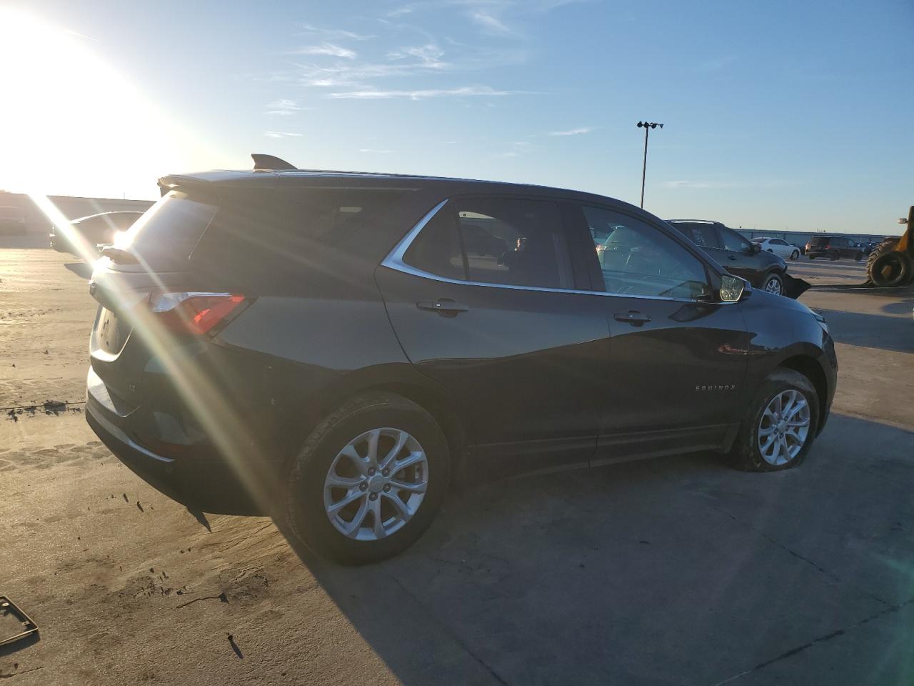 2018 Chevrolet Equinox Lt VIN: 2GNAXJEV8J6139464 Lot: 84903084