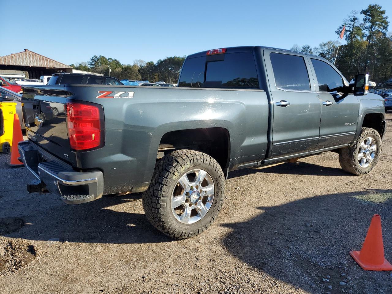 1GC1KWEY8JF270091 2018 Chevrolet Silverado K2500 Heavy Duty Ltz