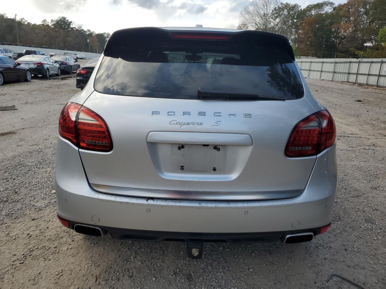 WP1AE2A28BLA93643 2011 Porsche Cayenne S Hybrid