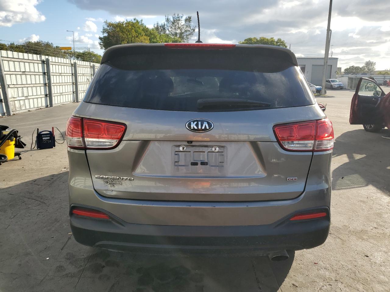 2018 Kia Sorento Lx VIN: 5XYPG4A3XJG426834 Lot: 86371374