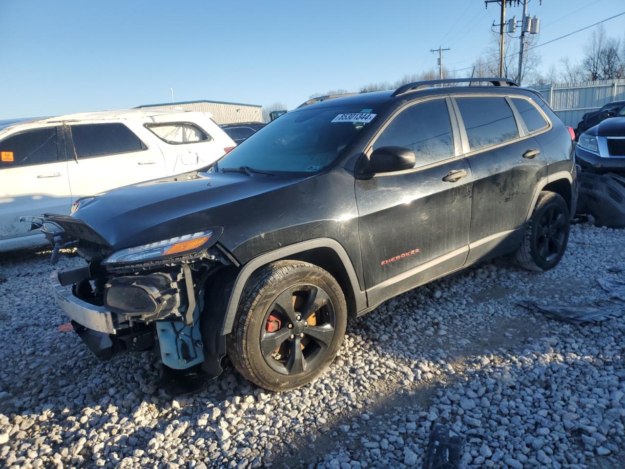 1C4PJLAB3HW535975 2017 Jeep Cherokee Sport