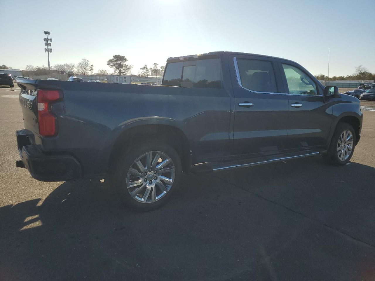 2022 Chevrolet Silverado Ltd K1500 High Country VIN: 1GCUYHEL8NZ195960 Lot: 85559884