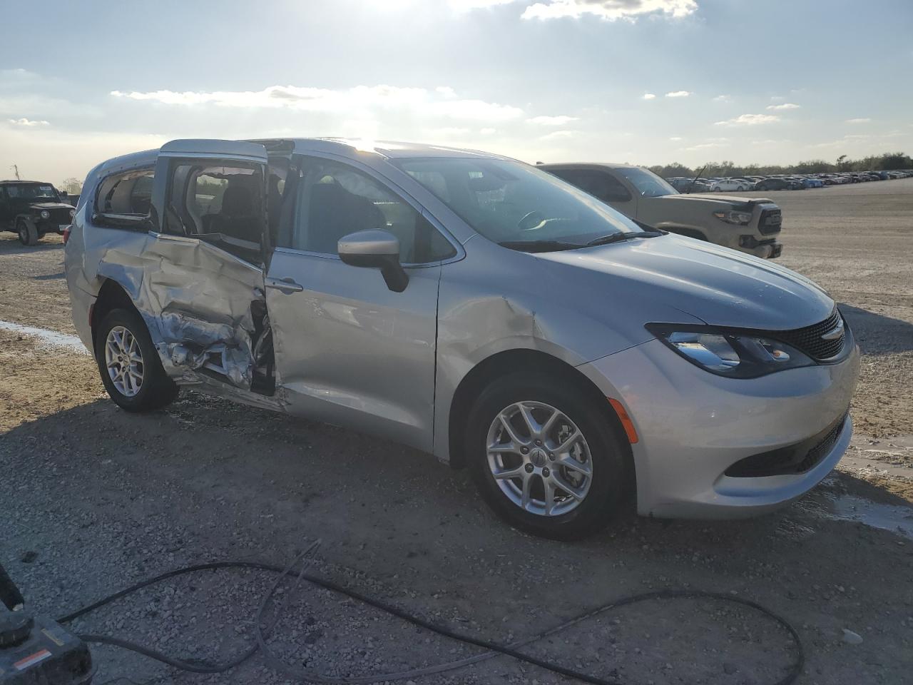 2023 Chrysler Voyager Lx VIN: 2C4RC1CG7PR615528 Lot: 83021944