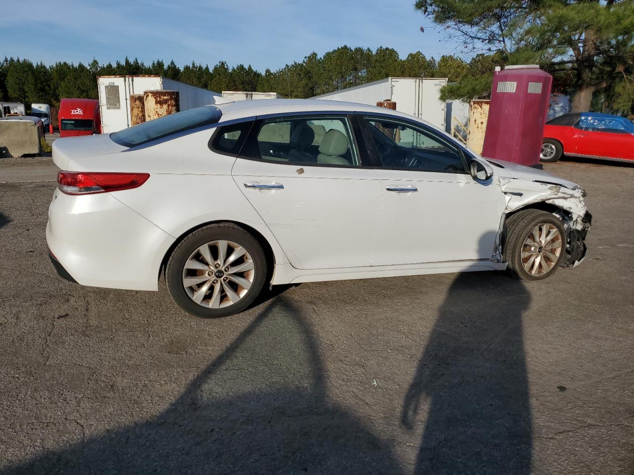 2016 Kia Optima Ex VIN: 5XXGU4L36GG006216 Lot: 83910624