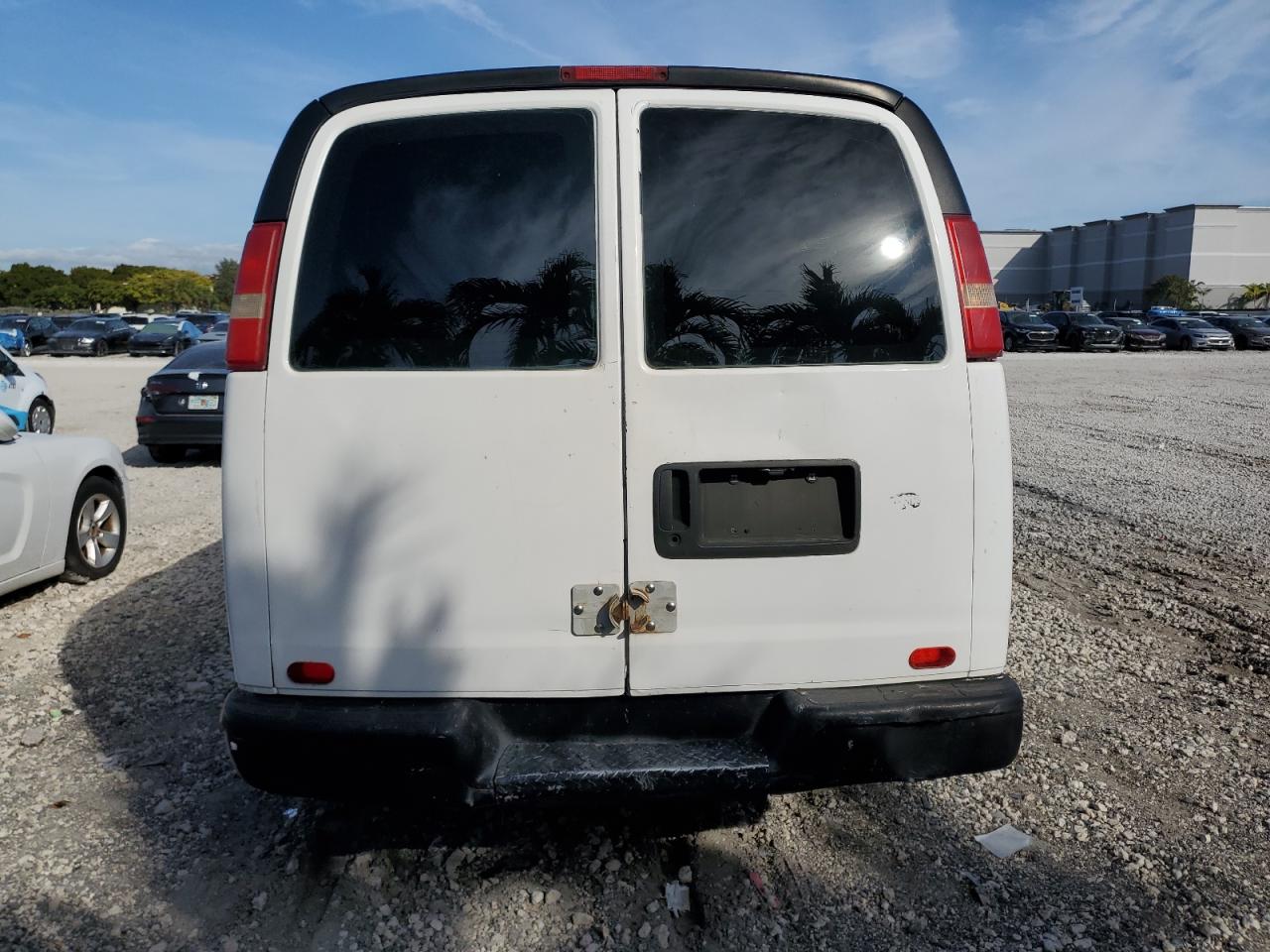 2003 GMC Savana G3500 VIN: 1GTHG35U131169969 Lot: 86474304