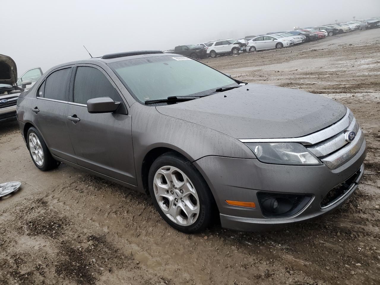 3FAHP0HA3BR189988 2011 Ford Fusion Se