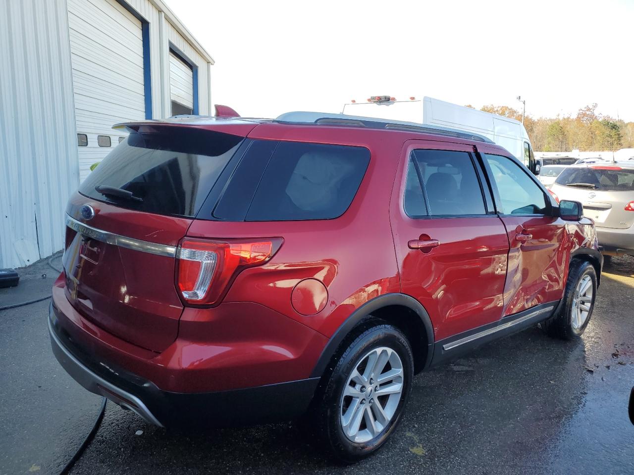 1FM5K7D80HGE32871 2017 Ford Explorer Xlt