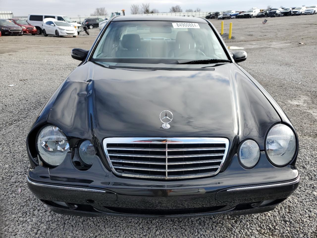 2000 Mercedes-Benz E 320 VIN: WDBJF65J6YB127633 Lot: 84900884