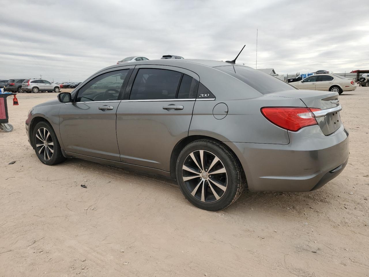 2013 Chrysler 200 Touring VIN: 1C3CCBBB8DN595742 Lot: 83337044