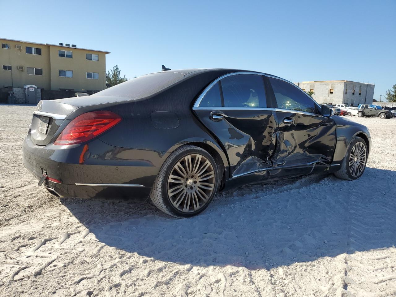 2016 Mercedes-Benz S 550 VIN: WDDUG8CB3GA211051 Lot: 82778174