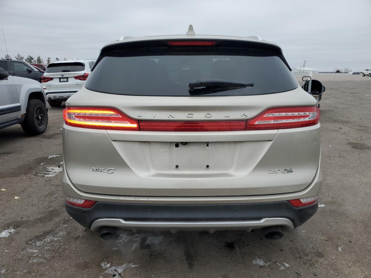 5LMCJ2A98FUJ18584 2015 Lincoln Mkc