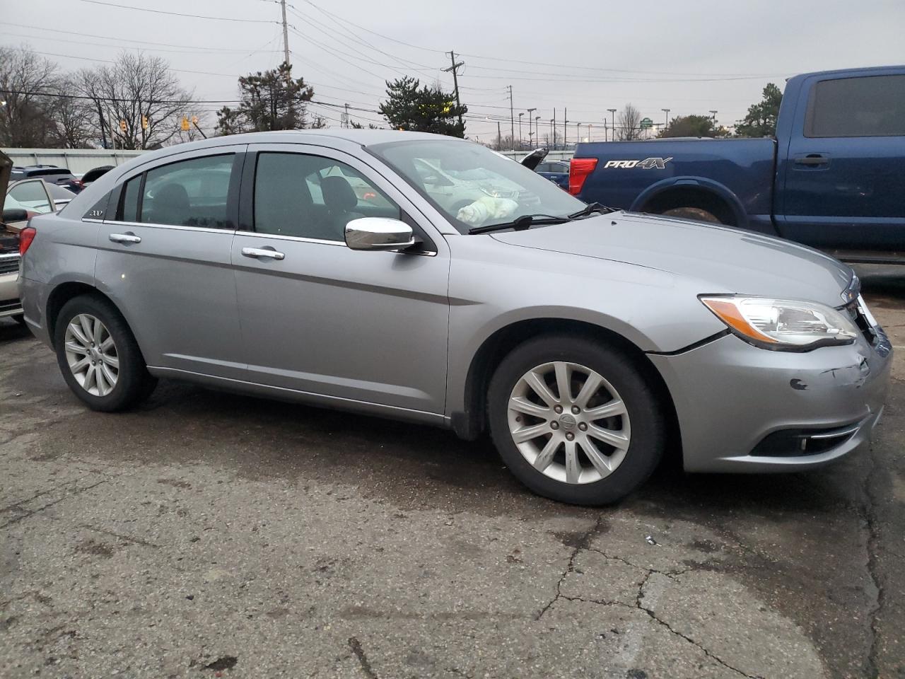 2014 Chrysler 200 Limited VIN: 1C3CCBCG8EN119177 Lot: 85516574