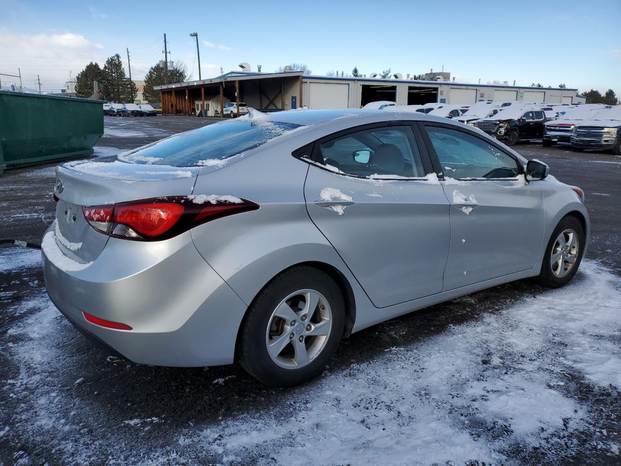 KMHDH4AE5FU323100 2015 Hyundai Elantra Se