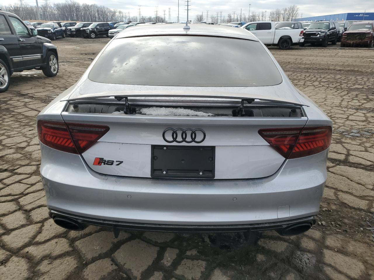 WUAWAAFC9JN900255 2018 Audi Rs7