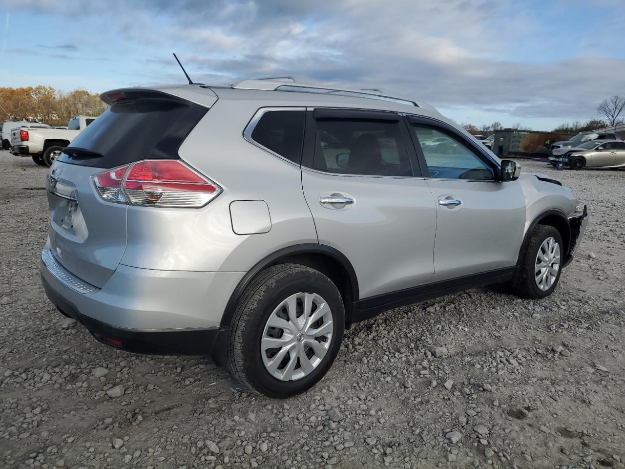 2016 Nissan Rogue S VIN: KNMAT2MT7GP614587 Lot: 84374024