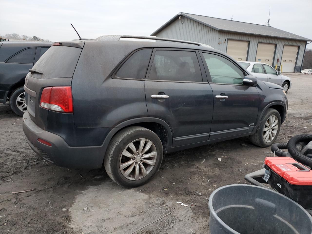 2011 Kia Sorento Base VIN: 5XYKTDA2XBG071193 Lot: 86534414