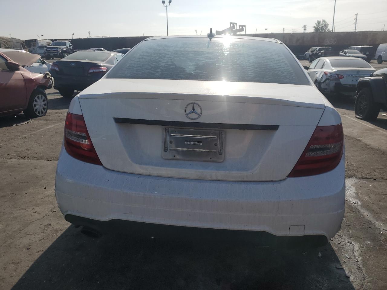 2013 Mercedes-Benz C 250 VIN: WDDGF4HB5DR272576 Lot: 85967884