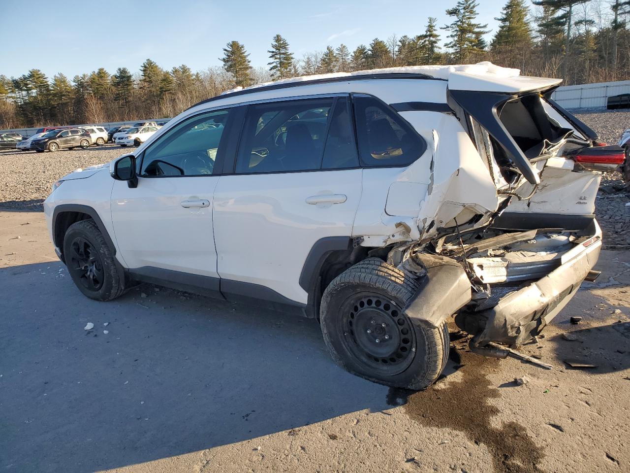 2T3G1RFV5MC166679 2021 Toyota Rav4 Le