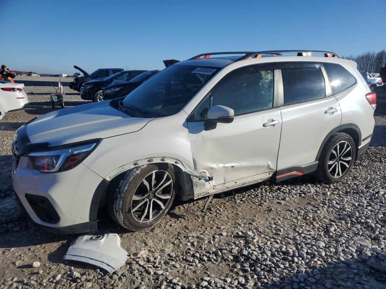 2019 Subaru Forester Sport VIN: JF2SKAPC8KH585604 Lot: 85936554