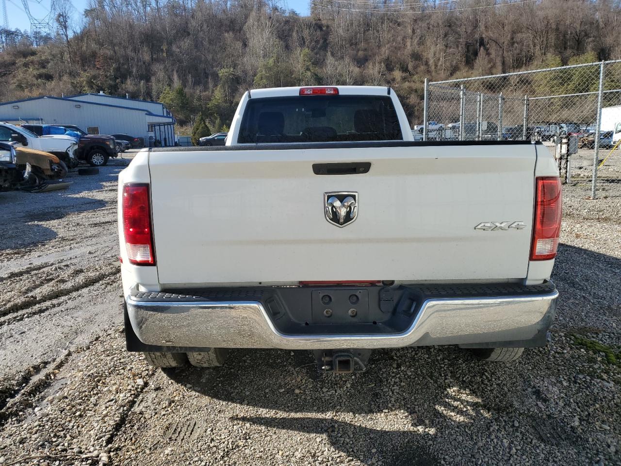 2018 Ram 3500 St VIN: 3C63RRAL1JG393365 Lot: 84855684