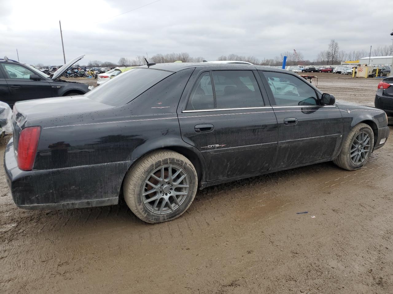 2005 Cadillac Deville Dts VIN: 1G6KF57925U220641 Lot: 84383044