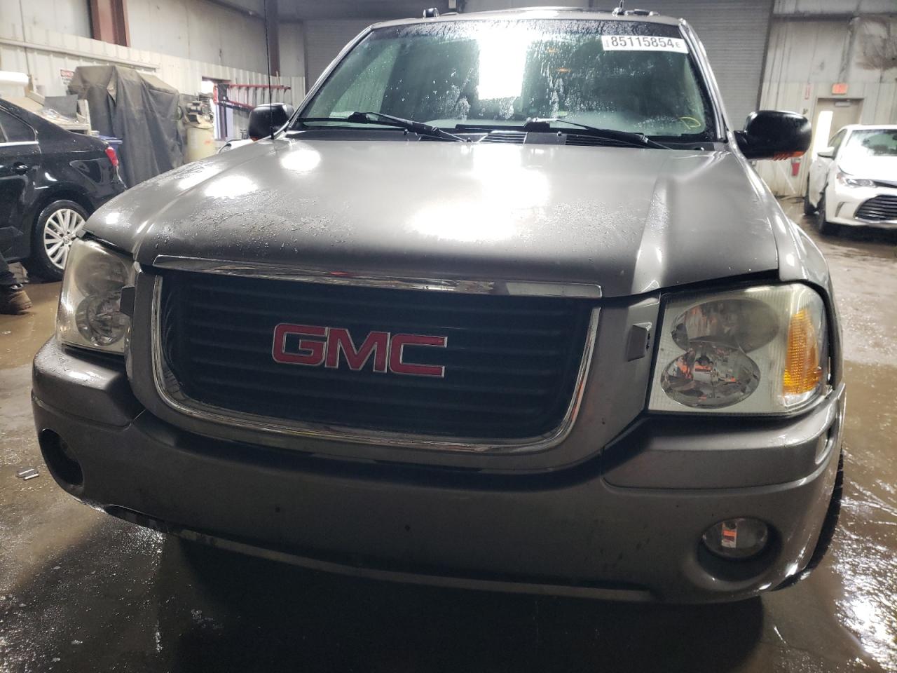 2005 GMC Envoy VIN: 1GKDT13S952334233 Lot: 85115854