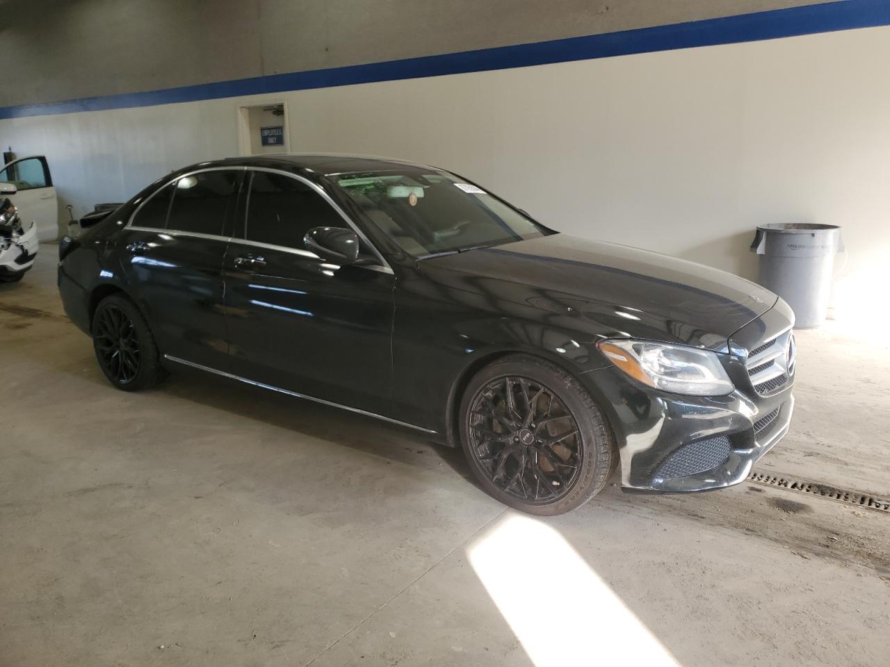 2016 Mercedes-Benz C 300 VIN: 55SWF4JB1GU104765 Lot: 87059044