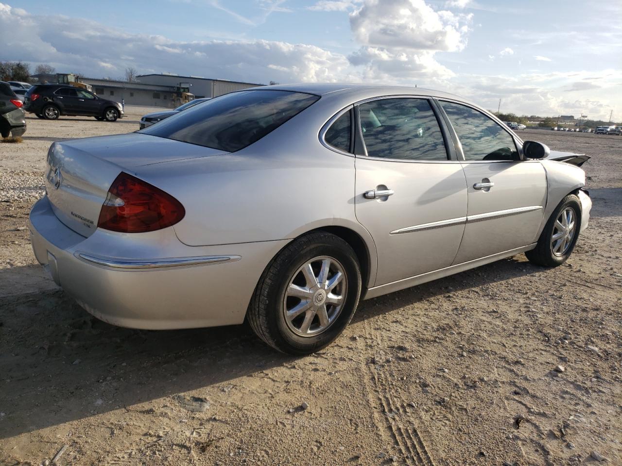 2005 Buick Lacrosse Cxl VIN: 2G4WD532151215886 Lot: 85640164