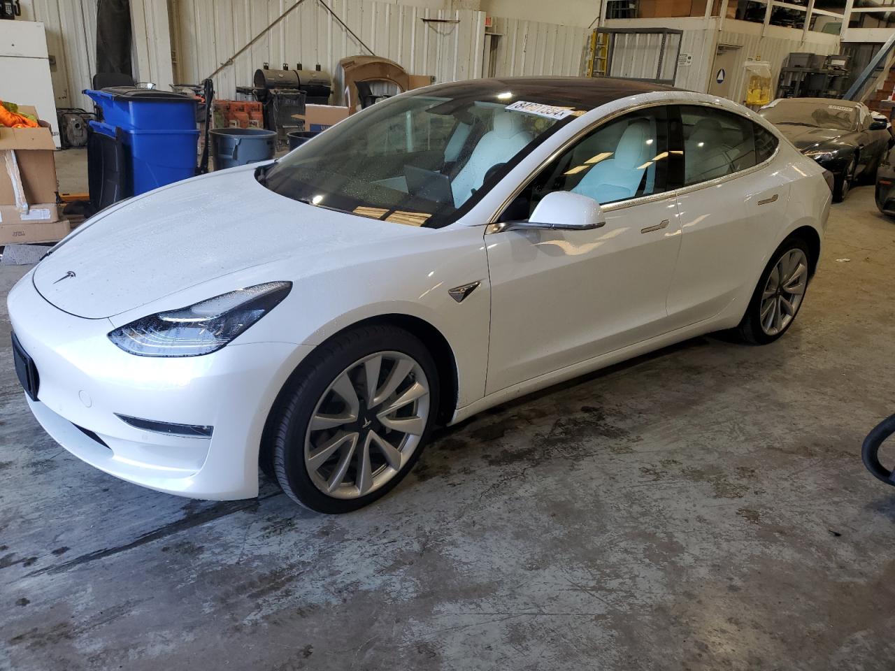 2018 Tesla Model 3 VIN: 5YJ3E1EBXJF098066 Lot: 84601354