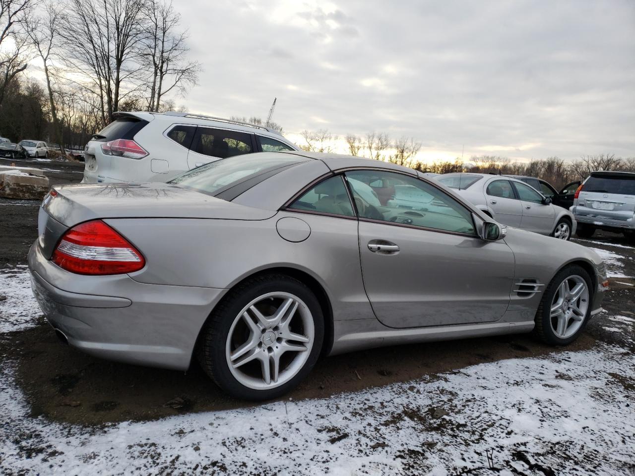 2007 Mercedes-Benz Sl 550 VIN: WDBSK71F97F133327 Lot: 85912604