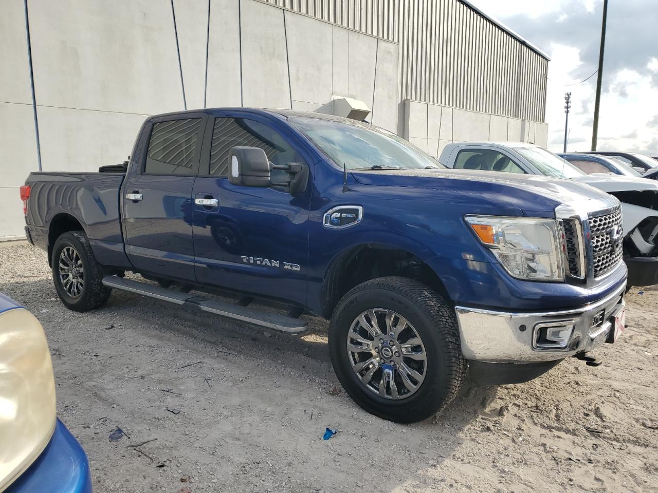 2017 Nissan Titan Xd Sl VIN: 1N6BA1F25HN514572 Lot: 85803054