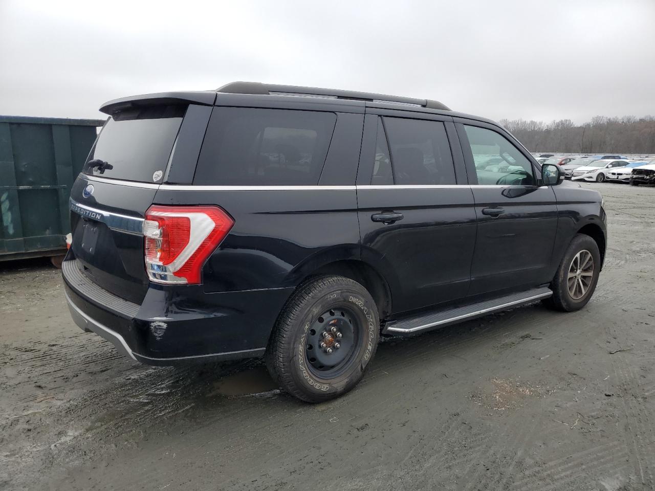 1FMJU1JT2KEA51881 2019 Ford Expedition Xlt