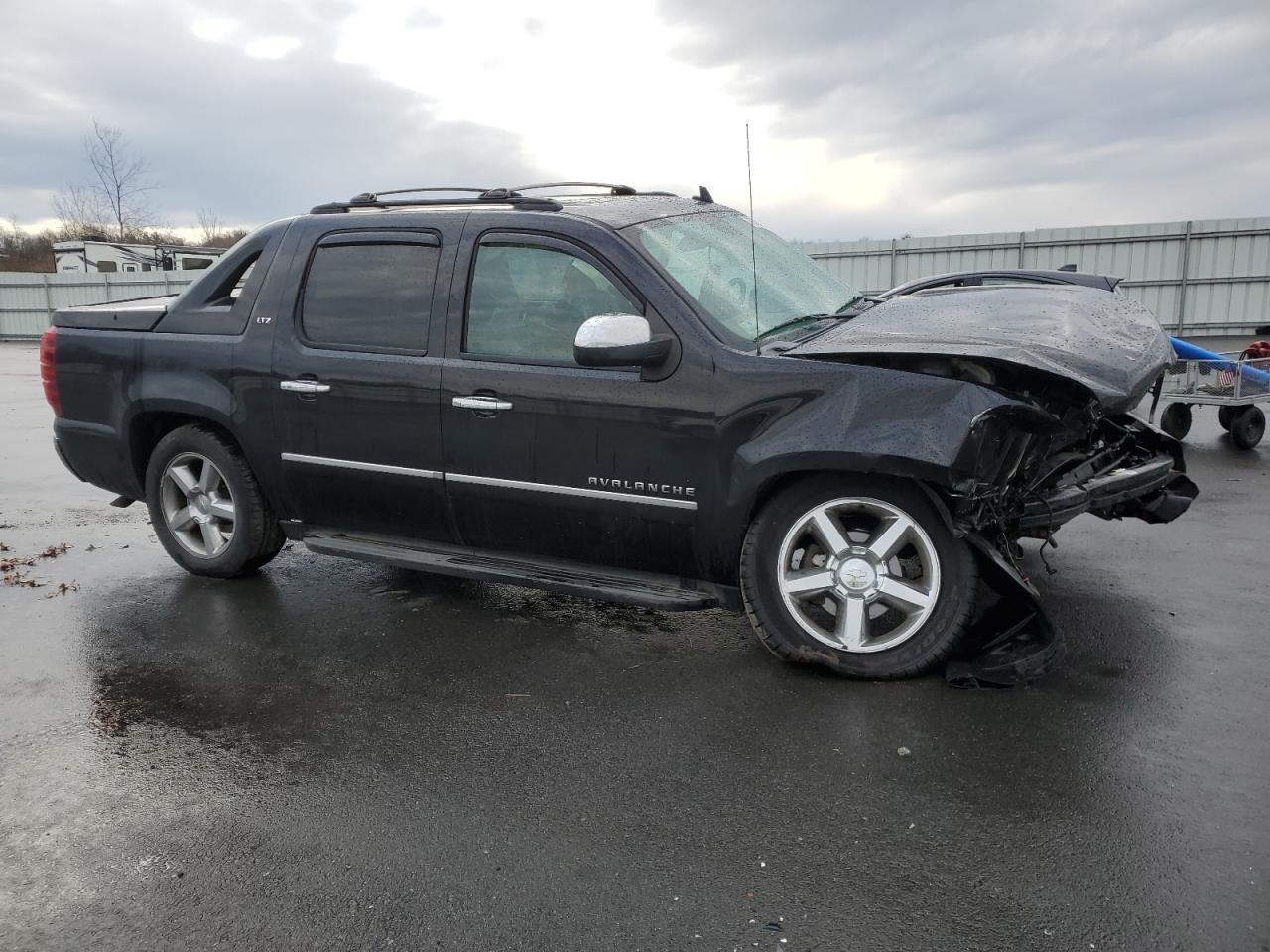 2012 Chevrolet Avalanche Ltz VIN: 3GNTKGE77CG128703 Lot: 83315544