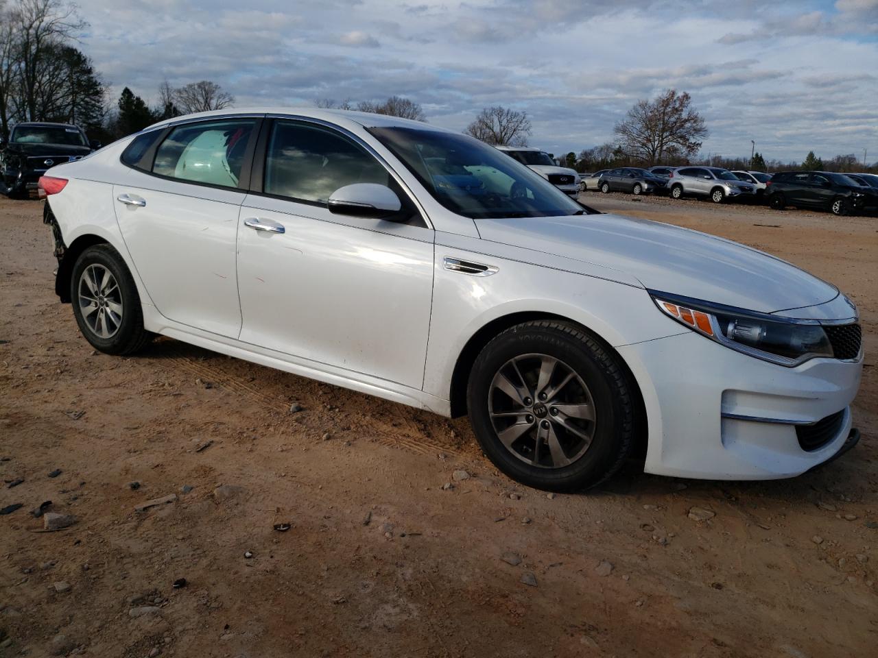 2017 Kia Optima Lx VIN: 5XXGT4L31HG169280 Lot: 85505544