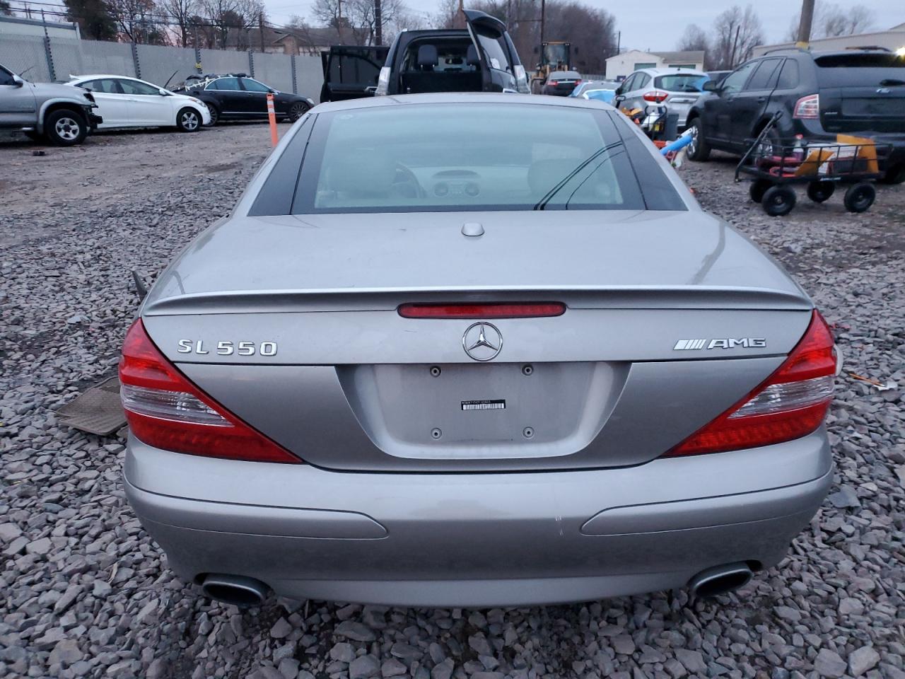 2007 Mercedes-Benz Sl 550 VIN: WDBSK71F47F122803 Lot: 83646184