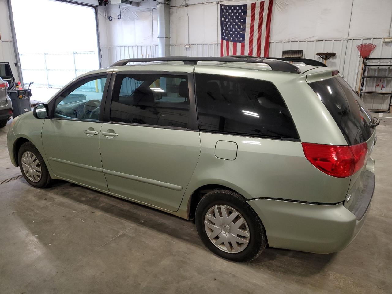 2009 Toyota Sienna Ce VIN: 5TDZK23C39S276623 Lot: 82564284