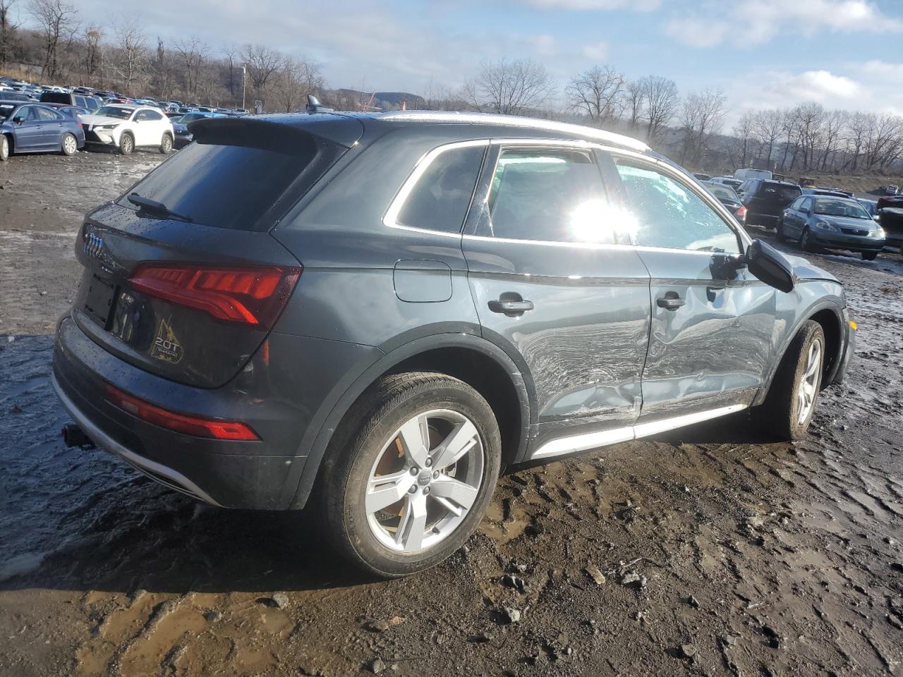 WA1BNAFY5J2240660 2018 Audi Q5 Premium Plus