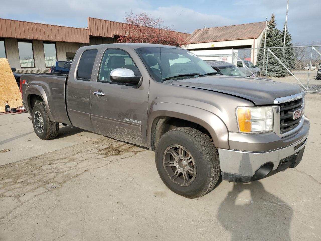 2011 GMC Sierra K1500 Sle VIN: 1GTR2VE35BZ332211 Lot: 83037764