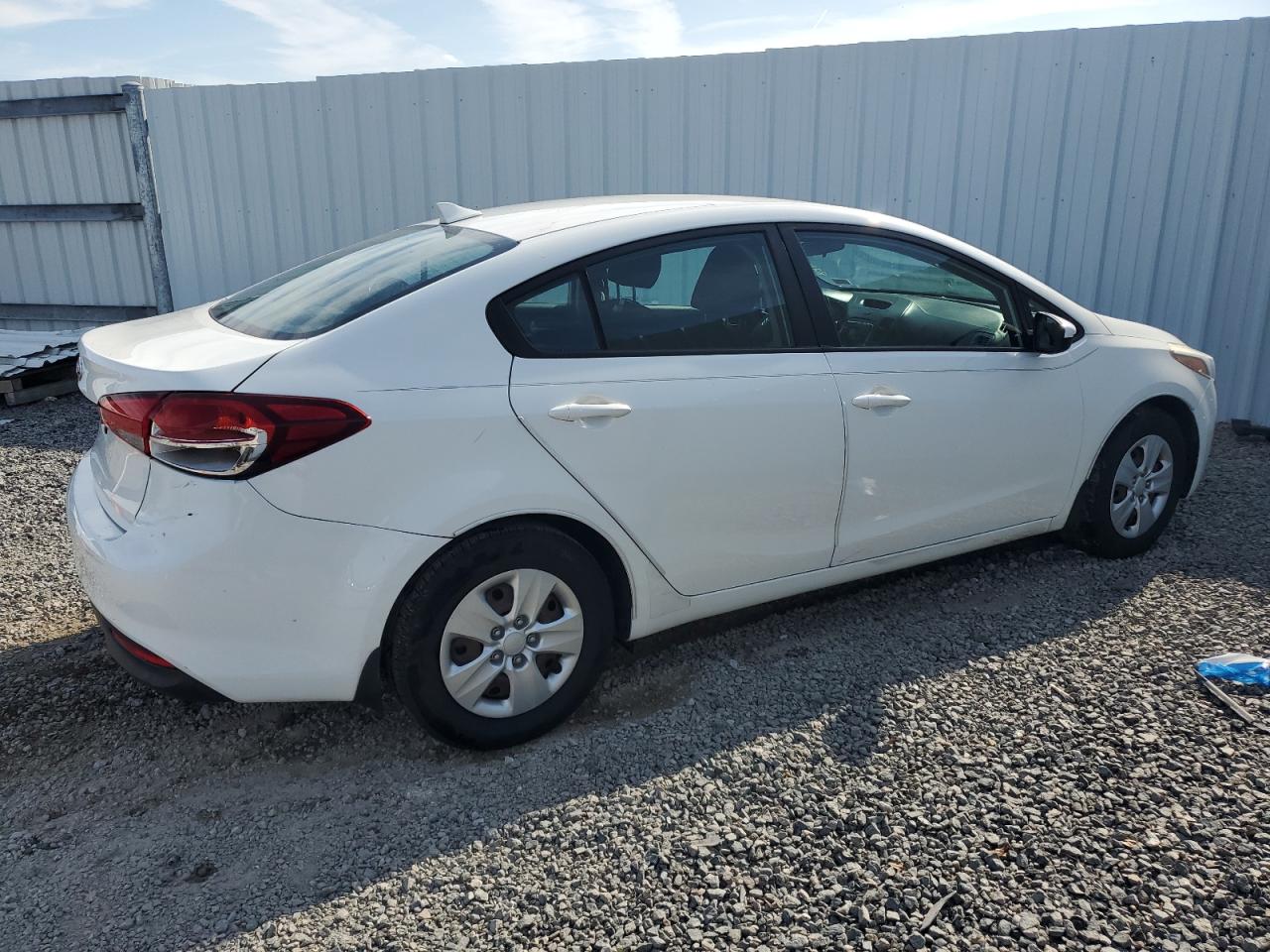 2018 Kia Forte Lx VIN: 3KPFK4A7XJE239216 Lot: 82974734