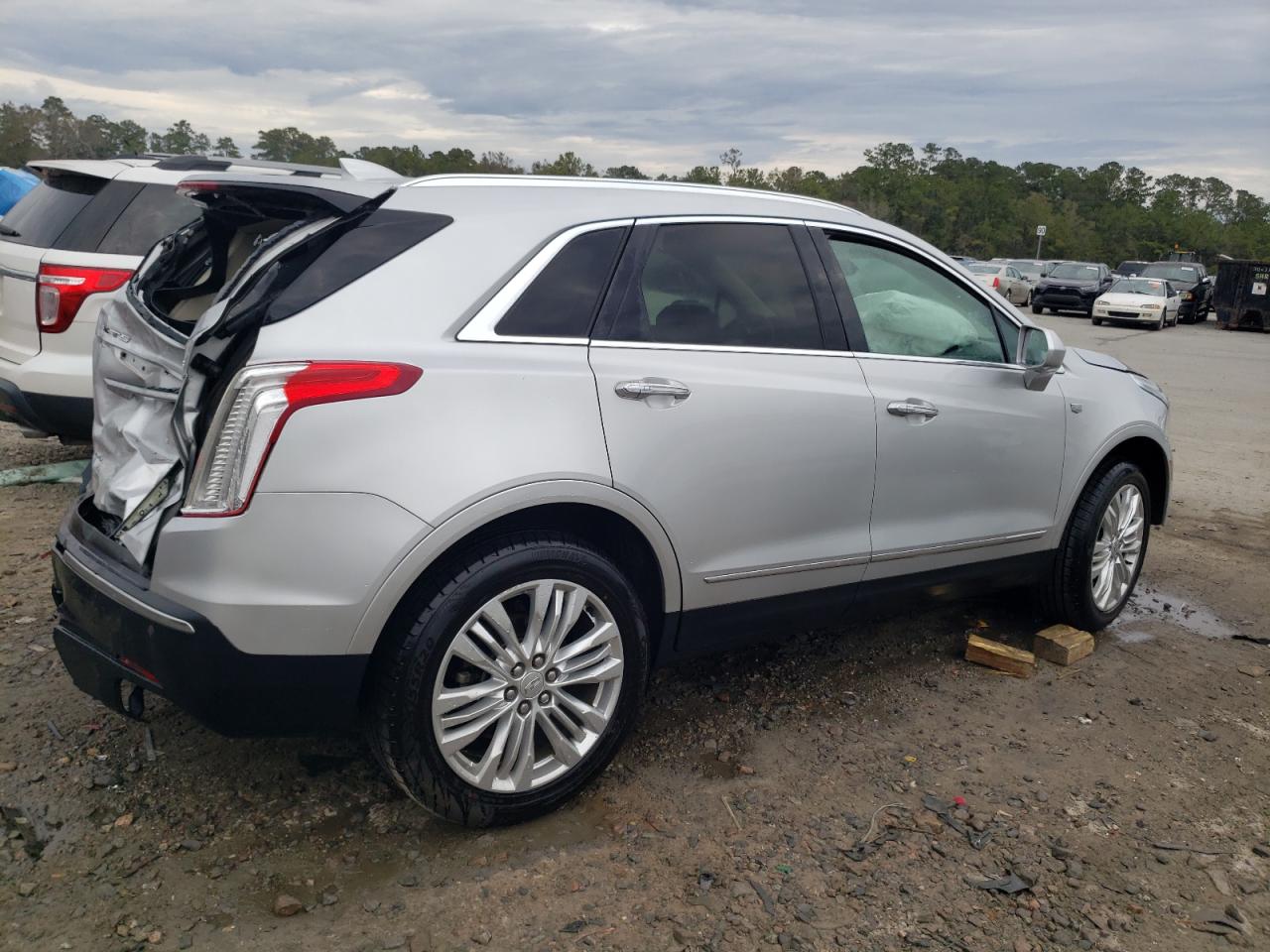 2018 Cadillac Xt5 Premium Luxury VIN: 1GYKNFRS9JZ247512 Lot: 83066934