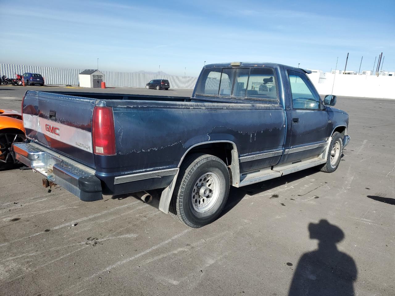 1GTFC24K2LE554012 1990 GMC Sierra C2500