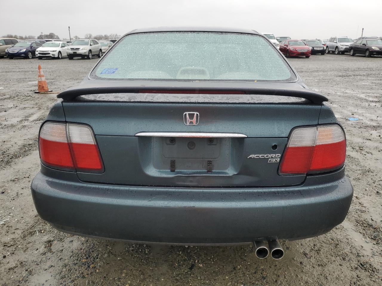 1996 Honda Accord Ex VIN: 1HGCD5652TA206485 Lot: 86851064